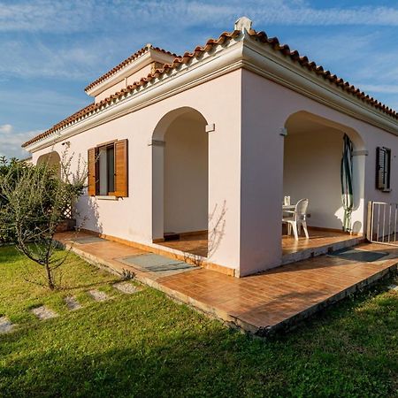 Appartamento Residenziale Trilocale 6 Posti Letto Via Sardegna San Teodoro San Teodoro  Exterior photo